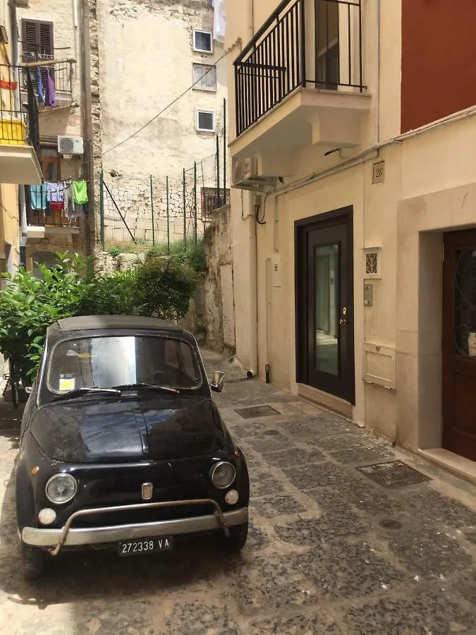 Nuccia Serra 29 Bari